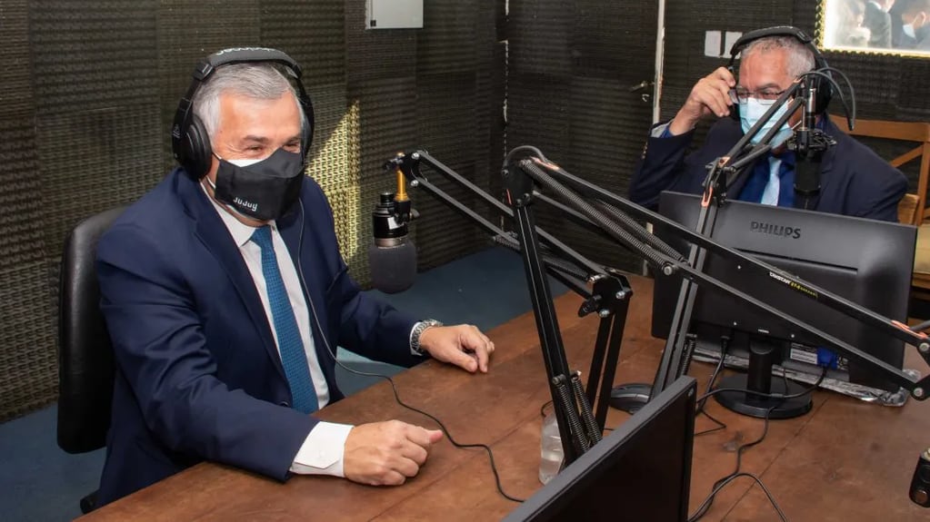 El gobernador Gerardo Morales inauguró las emisiones de Radio Provincia 107.9 del Ministerio de Salud, con una entrevista en la que anunció  la presentación del aceite de cannabis medicinal fabricado en Jujuy.