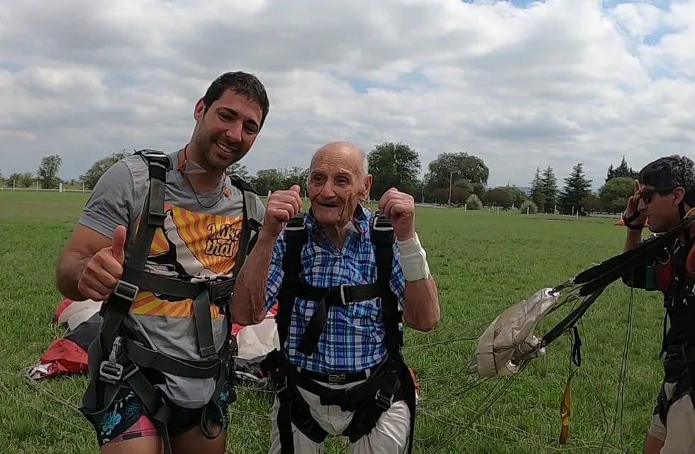 Coco Giusti volvó en paracaidas a sus 96 años. (Gentileza LG)