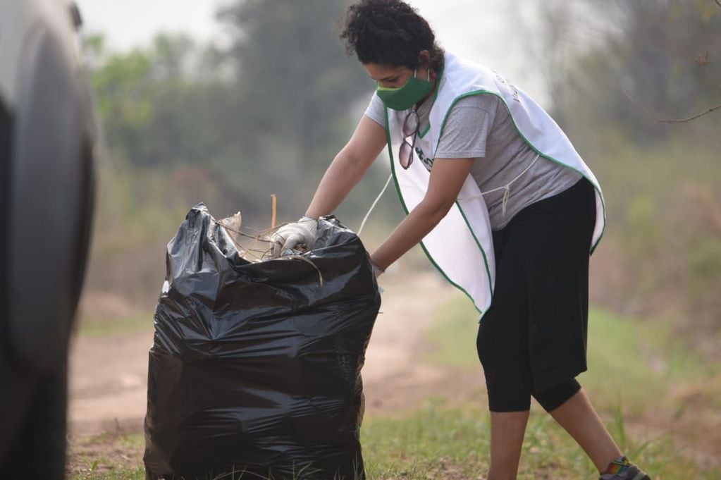 Los grupos de voluntarios ambientales fueron protagonistas de diversas acciones como la limpieza de riveras y espacios verdes