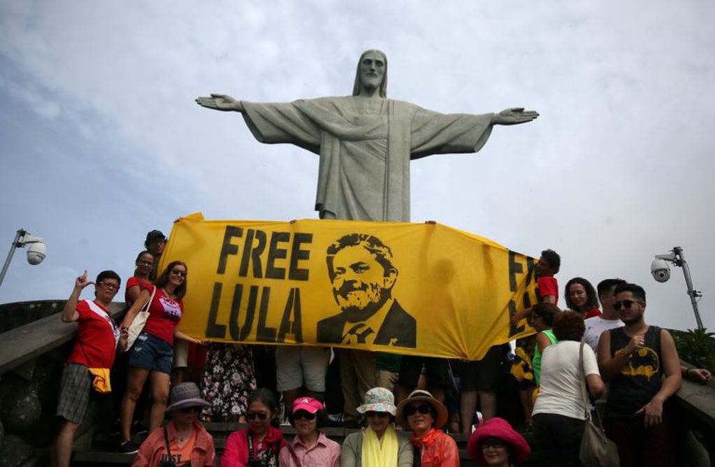 "Liberen a Lula", piden sus partidarios Río de Janeiro. (Foto: REUTERS/Pilar Olivares)