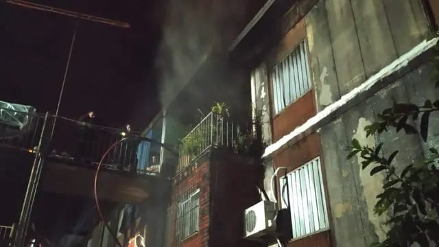Bomberos sofocaron un incendio en Eldorado
