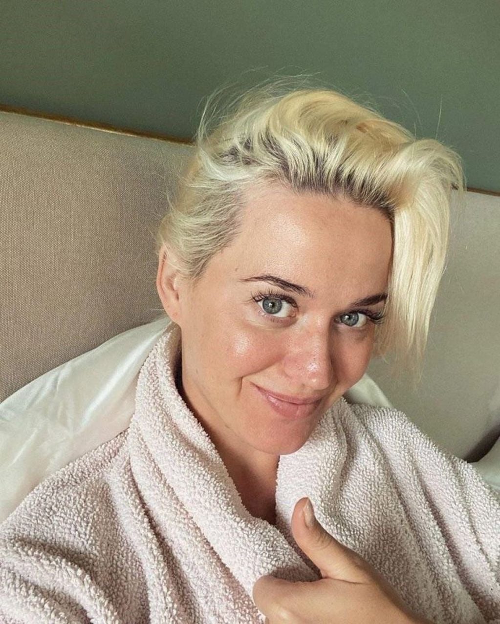 Katy Perry se encuentra viviendo la cuarentena en su casa en Los Ángeles. (Instagram/@katyperry)