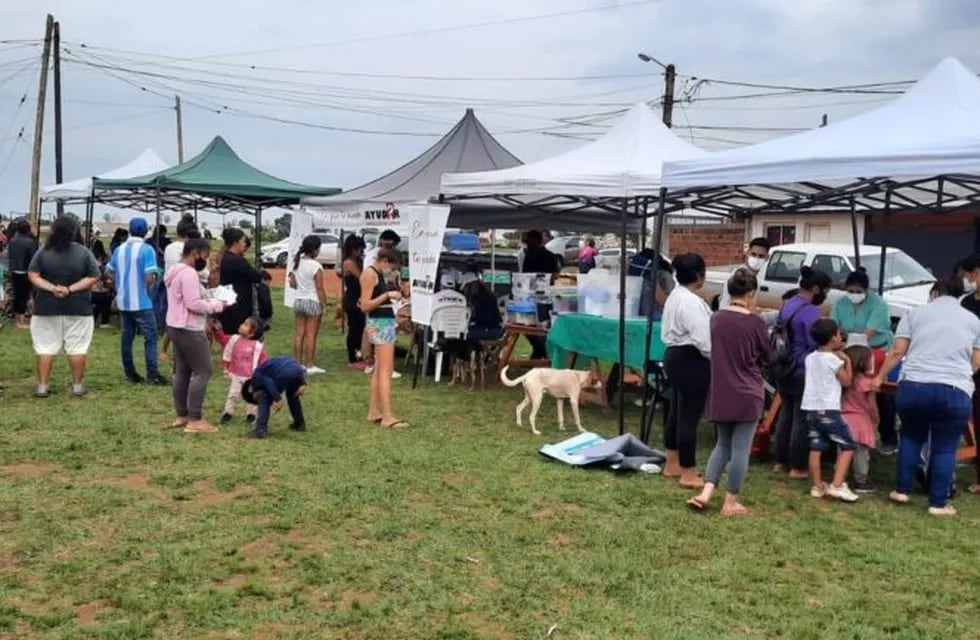 Operativo Integral de Salud en barrio Los Oleritos de Posadas.