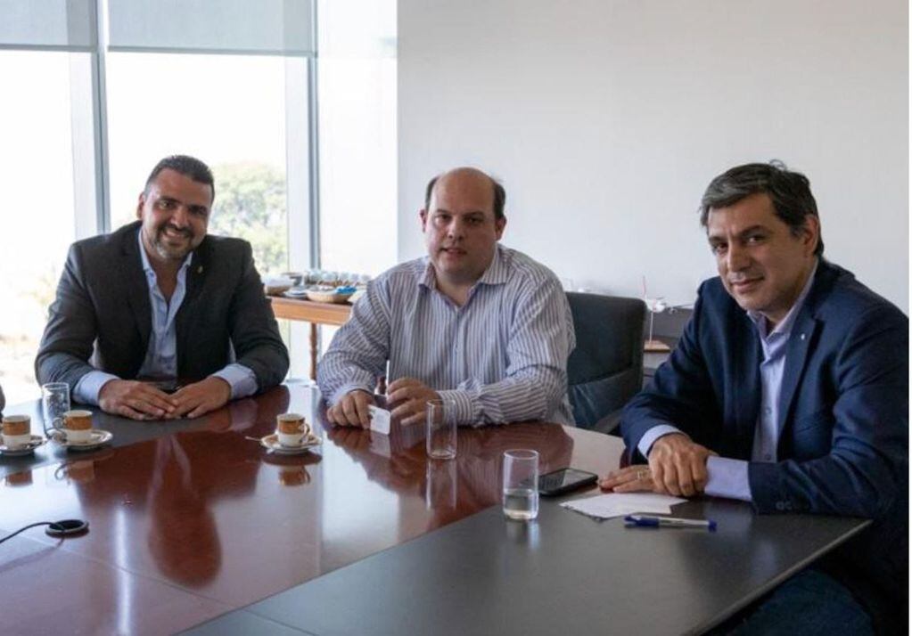Bello destacó la gestión de Vuoto y Rodríguez, con las autoridades de Aerolíneas Argentinas para los vuelos directos desde San Pablo, Brasil.