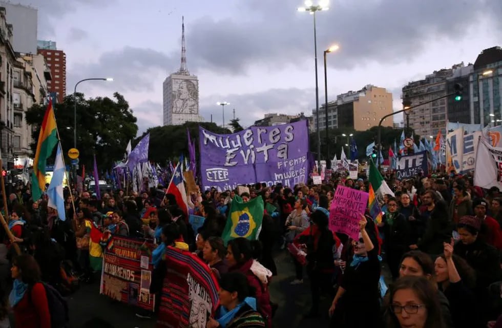 Ciudad de Buenos Aires: se registran tres denuncias de acoso callejero por semana. (Web)