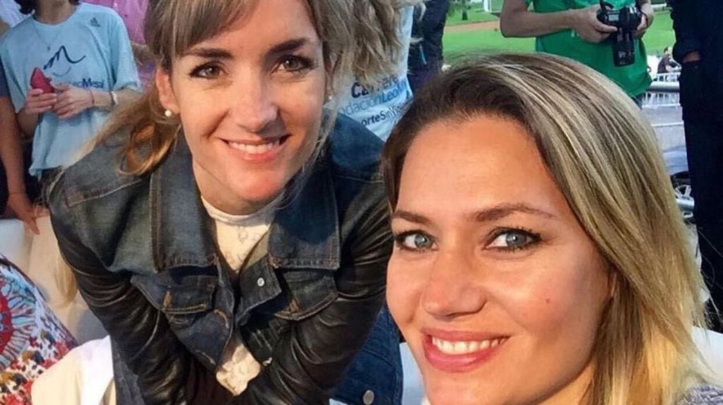 Las hermanas llevan más de un año de trabajo en política.