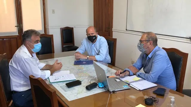 El intendente Luis Castellano, el ministro de la Gestión Pública, Marcos Corach y el gobernador Omar Perotti