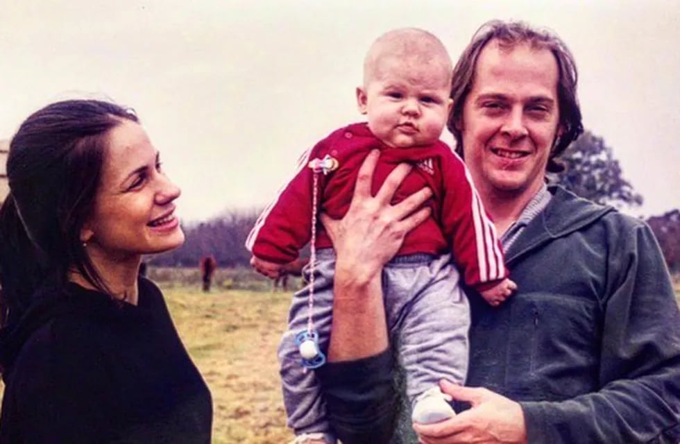 Luca Martin con sus padres, Nancy Dupláa y Matías Martin