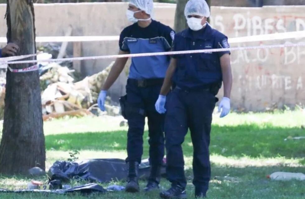 El hallazgo del cadáver de un hombre de unos 50 años, fue en calle México de Godoy Cruz.