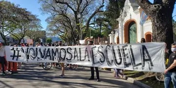 Padres y educadores juntaron más de 3mil firmas para pedir el retorno a clases presenciales en Córdoba