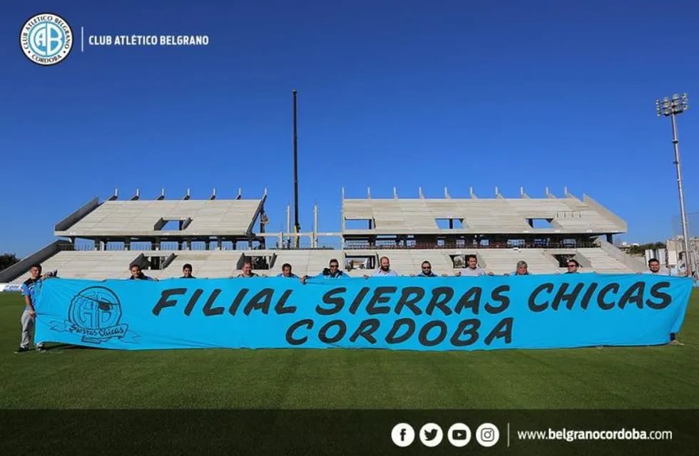 La Filial Sierras Chicas hizo su aporte para la tribuna de Belgrano.