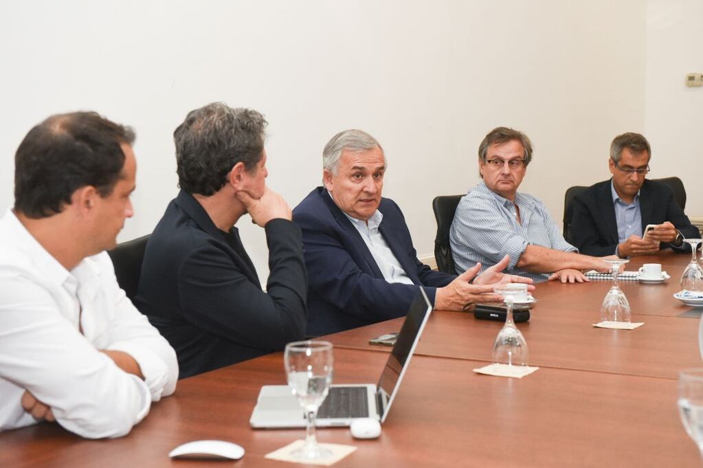 Gerardo Morales mantuvo un encuentro de trabajo con miembros de la Fundación Alem, previo a la reunión de los equipos económicos de Juntos por el Cambio.