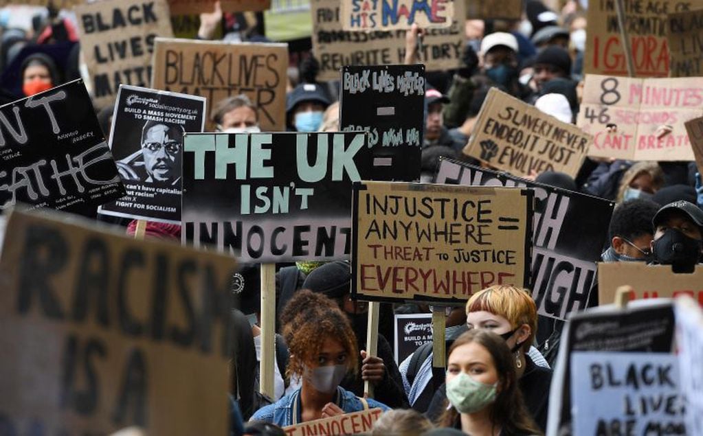 La ministra del Interior británica, Priti Patel, ha urgido por su parte a la población a no participar en manifestaciones "por la seguridad de todos" (Foto: EFE/EPA/ANDY RAIN)
