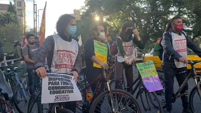 Padres autoconvocados protestarán “en defensa” de las clases virtuales en Córdoba