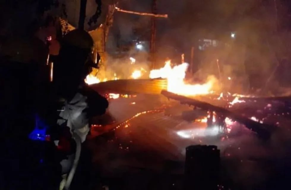 Se incendió una vivienda a causa de una vela en Iguazú