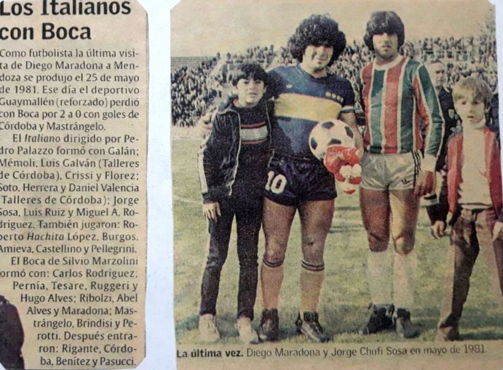 Diego Maradona le donó al club Deportivo Guaymallén, la camiseta con la que jugó ese día.