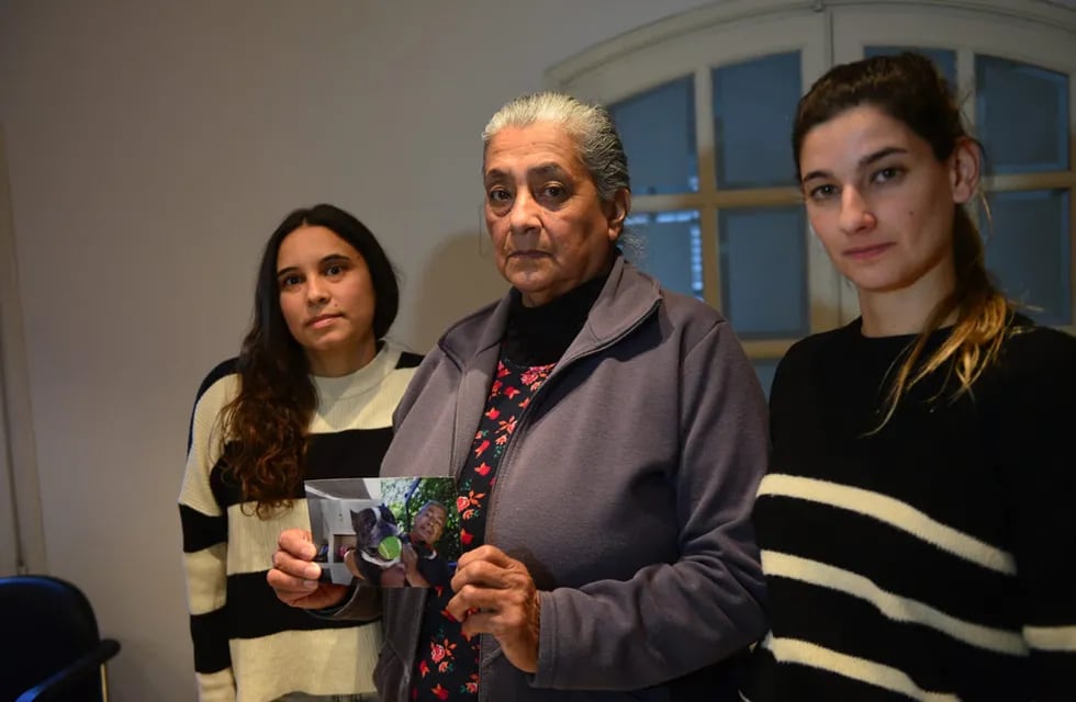 Familiares del paciente que habían presentado el amparo contra la Municipalidad de Córdoba. (Javier Ferreyra / La Voz)
