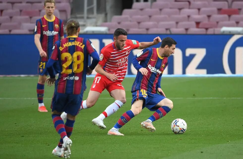 Lionel Messi es titular contra Granada.