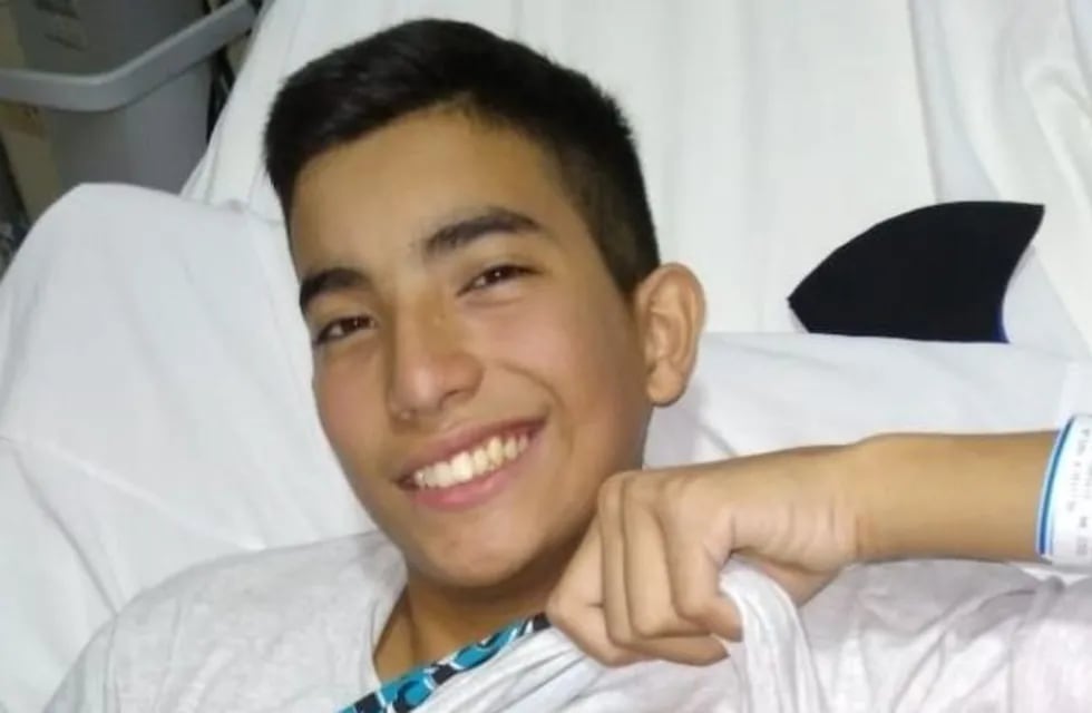 Agustín Russo tiene un tumor en el pecho y como consecuencia sufrió un ACV.