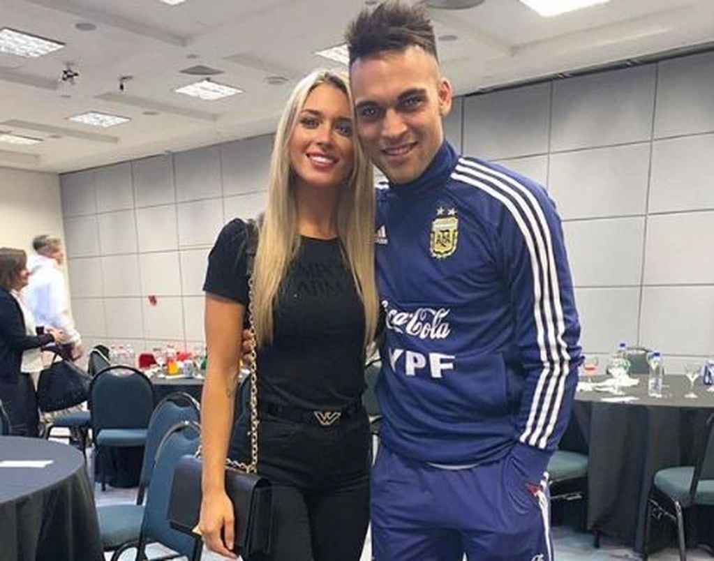Lautaro Martínez junto a su novia mendocina, Agustina Gandolfo (Instagram)