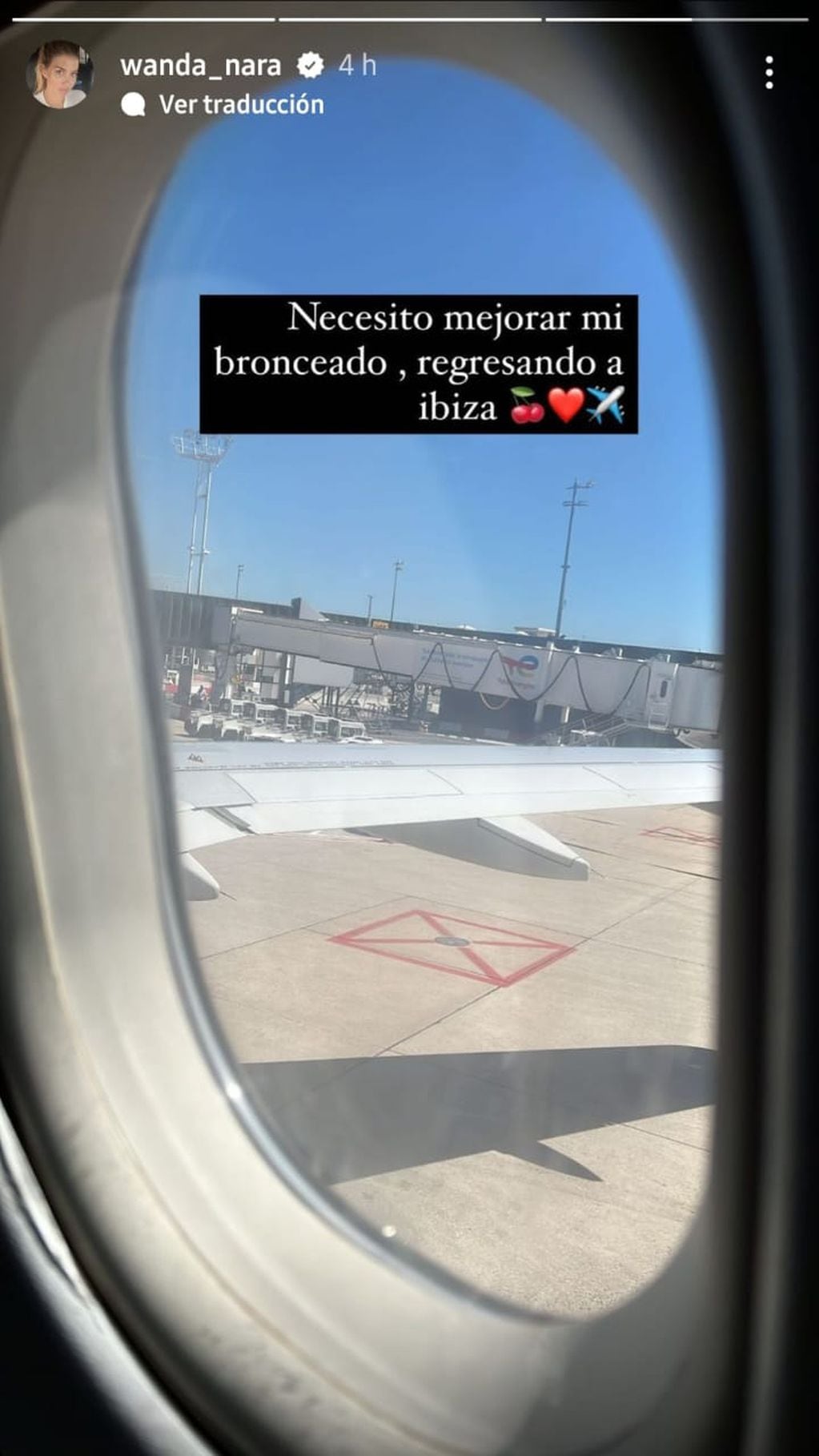Wanda Nara en el avión rumbo a Ibiza (Captura de pantalla)