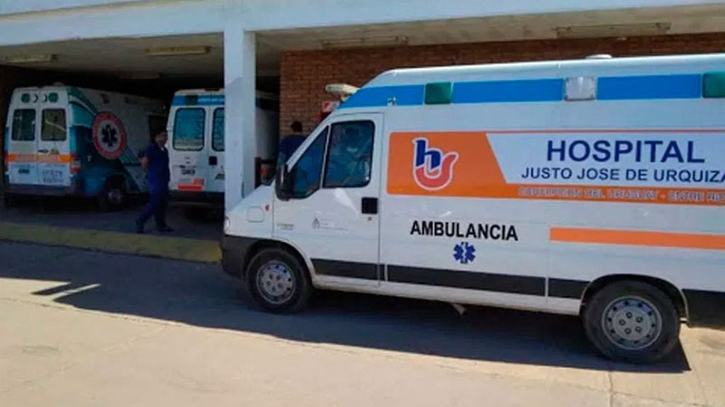 Ambulancia hospital Urquiza. La Pirámide