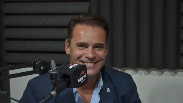 Gustavo Ventura en la Hora Vía de Radio Mitre Ushuaia