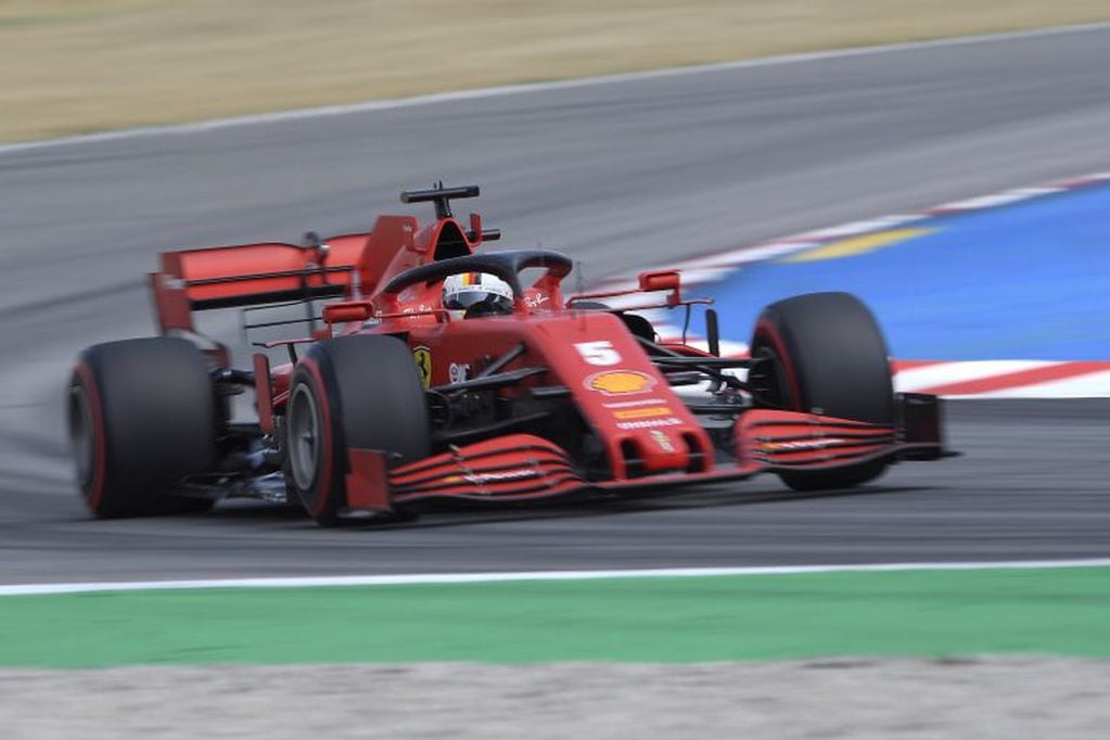 Vettel y una nueva desilusión con Ferrari, ya que no pudo entrar al último corte clasificatorio.
