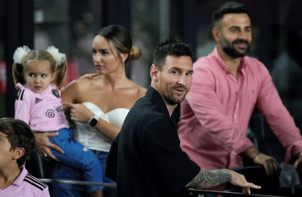 Messi vio la final del miércoles desde un palco. (AP)