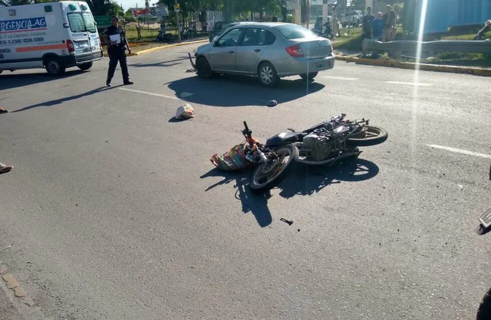 Alta Gracia: accidente de tránsito sobre la Rotonda Fangio.