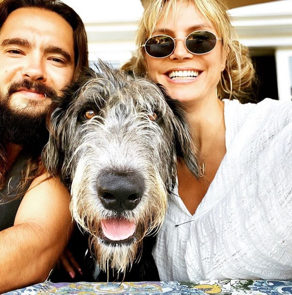 Heidi Klum junto a su pareja y su perro (Foto: Instagram)