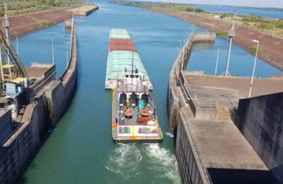 Gracias al caudal que liberó Itaipú 236 embarcaciones navegaron el río Paraná