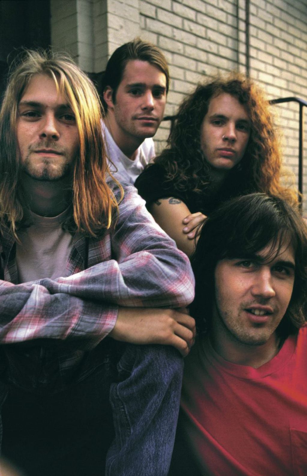A 24 años de la muerte de Kurt Cobain, los integrantes de Nirvana se juntaron para rendirle un homenaje y recordar los clásicos de la banda.