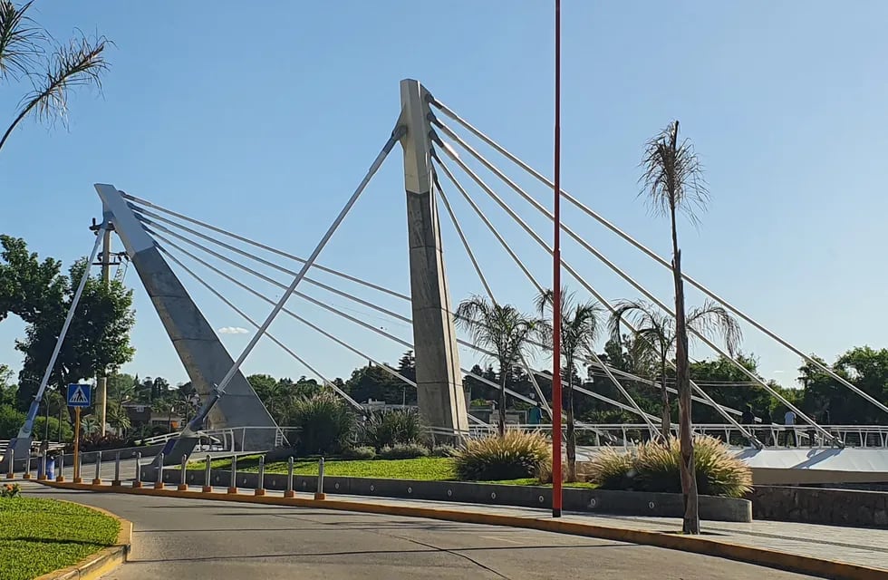 Puente Centenario de Villa Carlos Paz. Diciembre 2020. (Foto: VíaCarlosPaz).