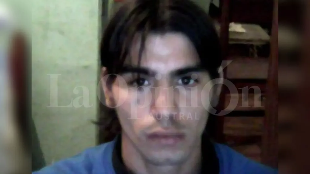Roni David Soria, el atacante de la estatua de Cristina Fernández.