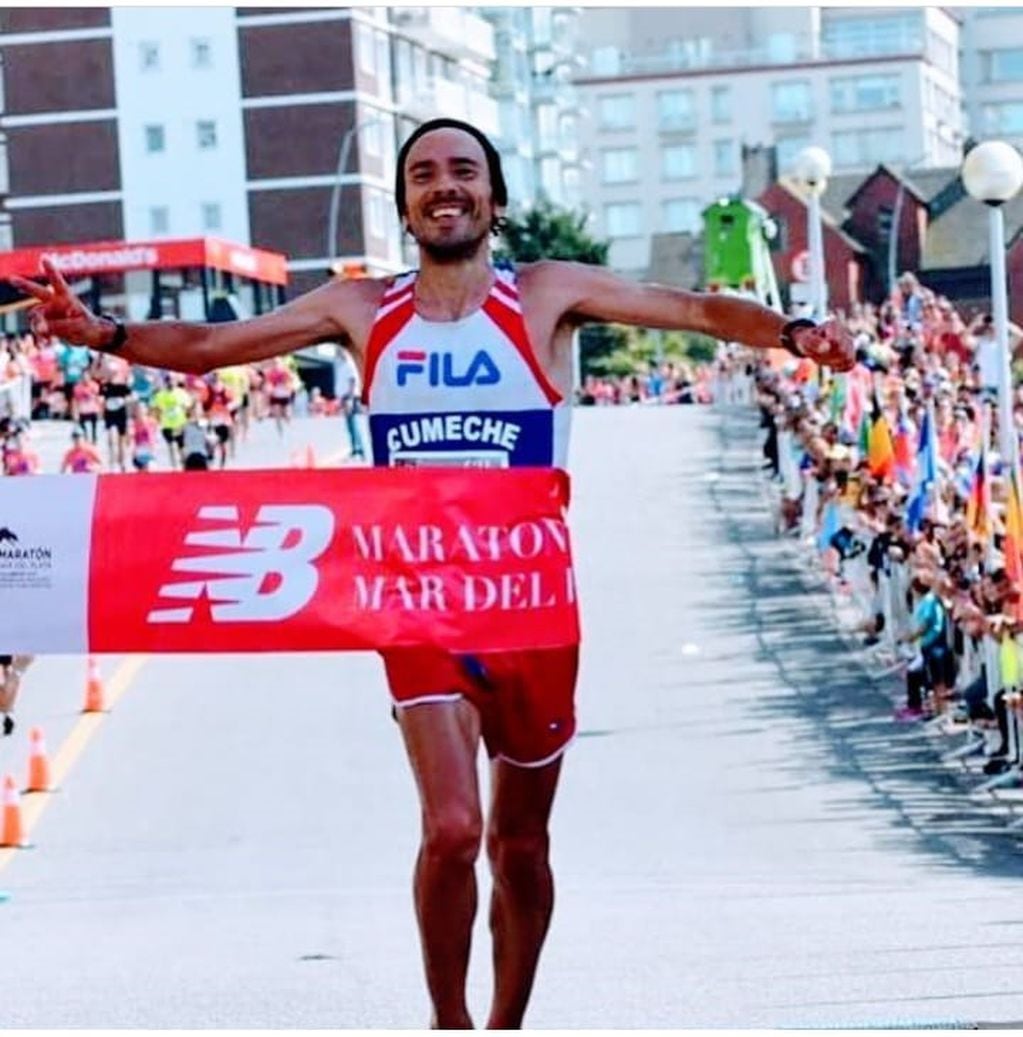 Ulises Sanguinetti se alza con la victoria en el Maratón de Mar del Plata 2019
