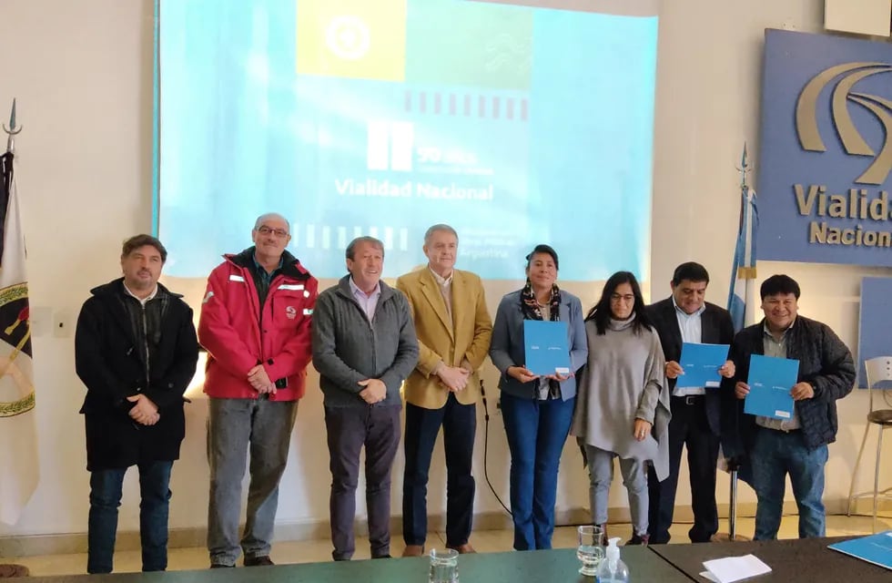 El Ministerio de Obras Públicas, a través de Vialidad Nacional, firmó convenios interadministrativos con las municipalidades de El Carmen, Humahuaca y Abra Pampa.