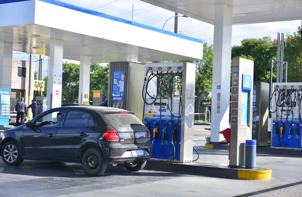 Otra vez aumentó la nafta: cómo quedaron los precios de los combustibles en Mendoza