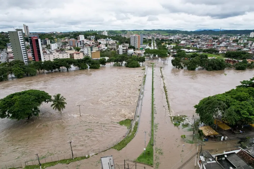 Las inundaciones de Bahía dejaron más de 19 mil evacuados.