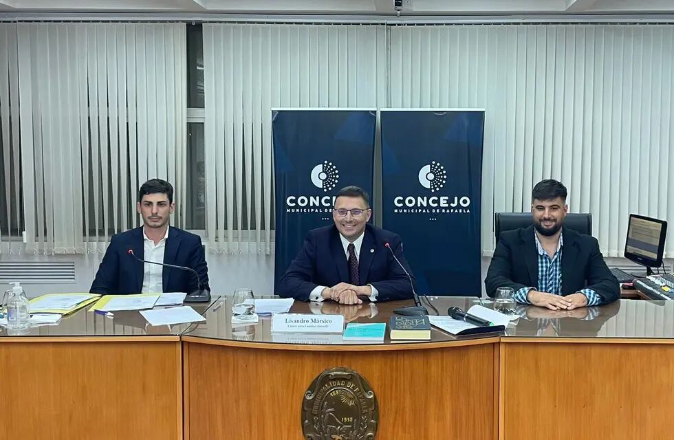 Las nuevas autoridades del Concejo: el presidente Lisandro Mársico, junto al secretario Nicolás Abdala y el prosecretario Franco Laorden