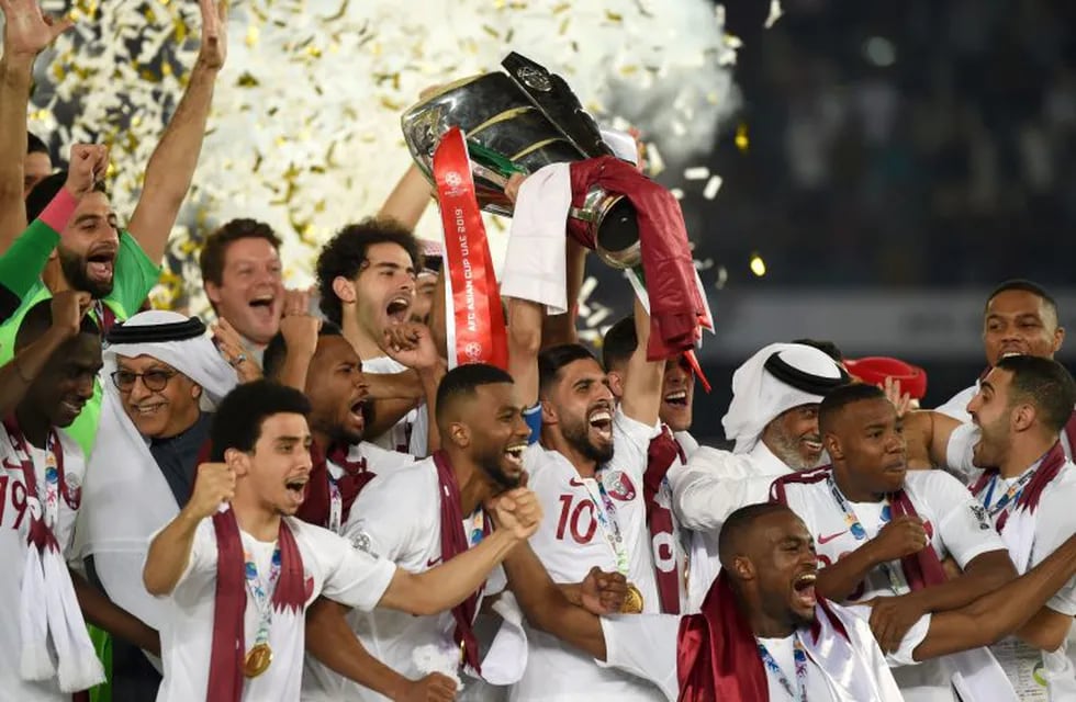 Qatar se consagró campeón de la Copa Asia por primera vez en su historia. (AFP)
