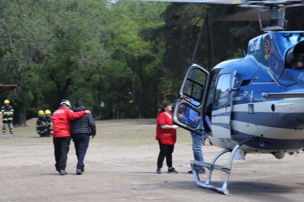 Brigadistas rescataron en helicóptero al ciclista cordobés (imagen ilustrativa)