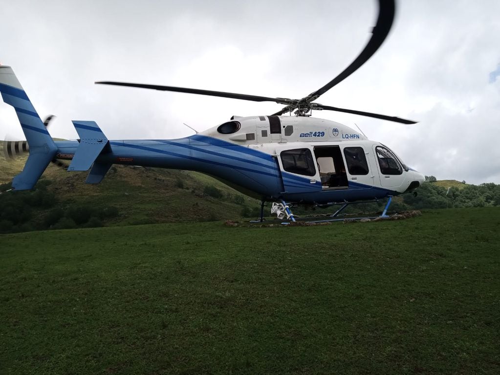 Helicóptero de traslados de emergencia de la provincia.