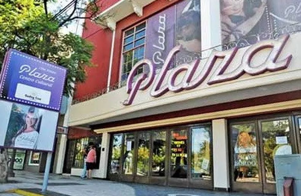 El departamento de Godoy Cruz que conduce el intendente Tadeo García Zalazar logró adquirir el Cine Teatro Plaza