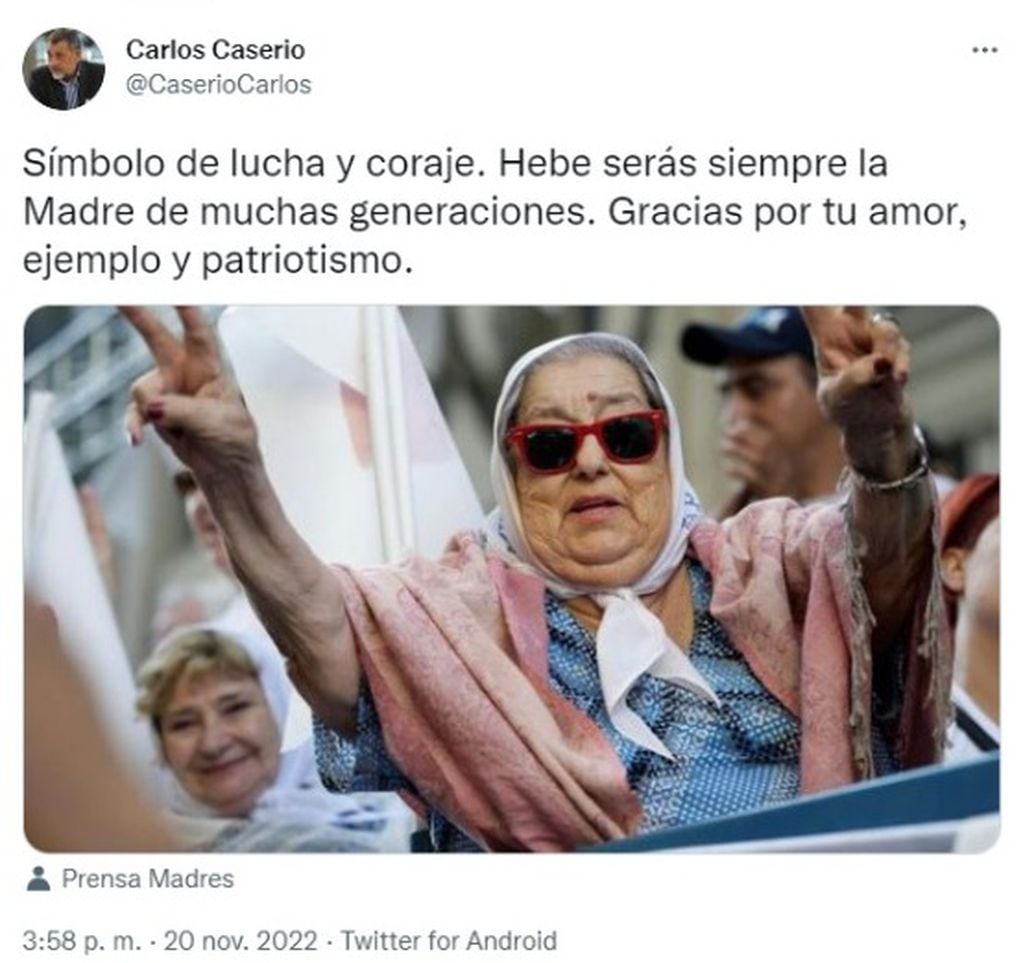 Mensajes de despedida a la presidenta de Madres de Plaza de Mayo.