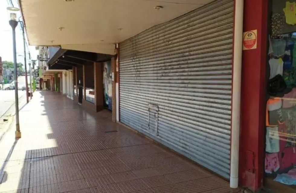 Unos 200 comercios cerraron en Puerto Iguazú por la cuarentena.