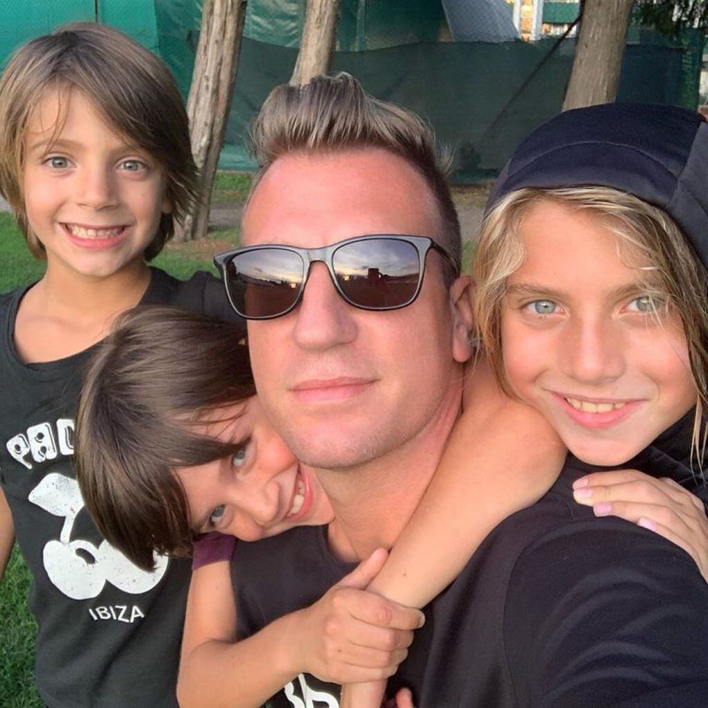 El reencuentro de Maxi López con sus tres hijos (Foto: Instagram)