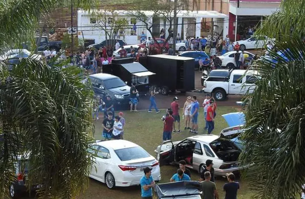 Gran concurrencia al festival de Audio Car y exposición de autos clásicos en Wanda