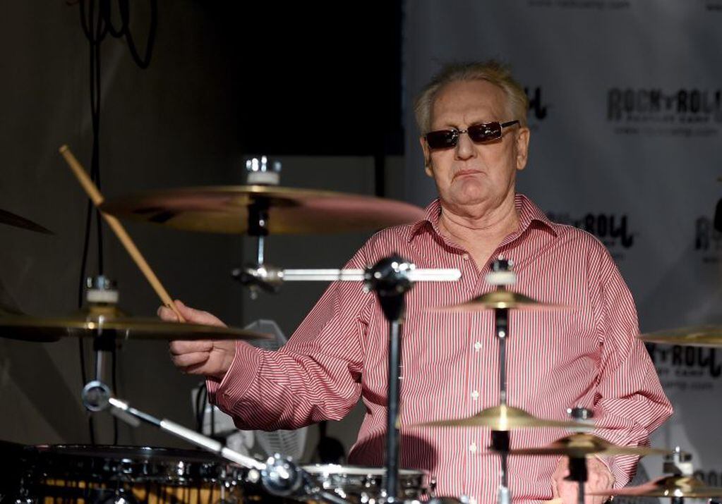 Ginger Baker, el baterista del grupo de rock británico Cream, murió a los 80 años, según anunciaron sus familiares este domingo.