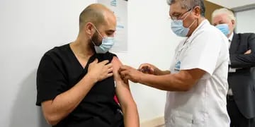 Primer día de vacunación contra el coronavirus en Argentina